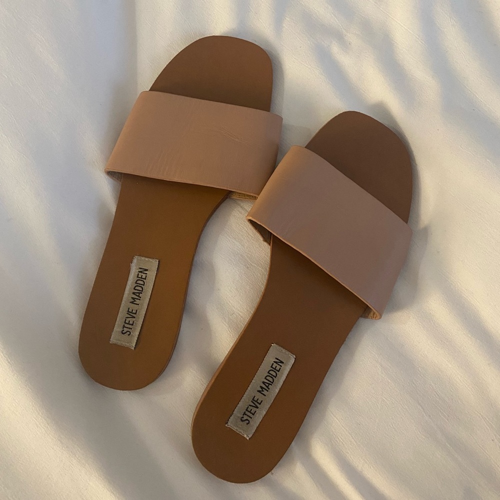 Nikini Slide Sandals